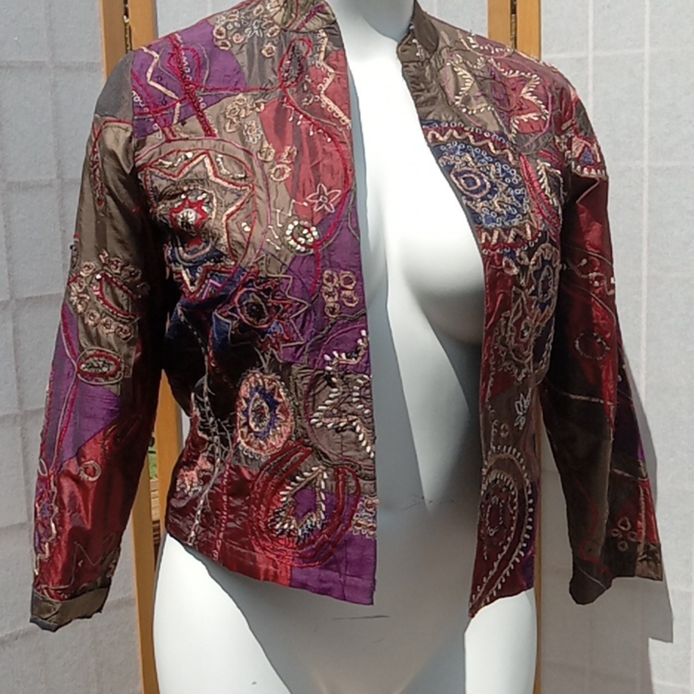 Is polyester himself late way jacket